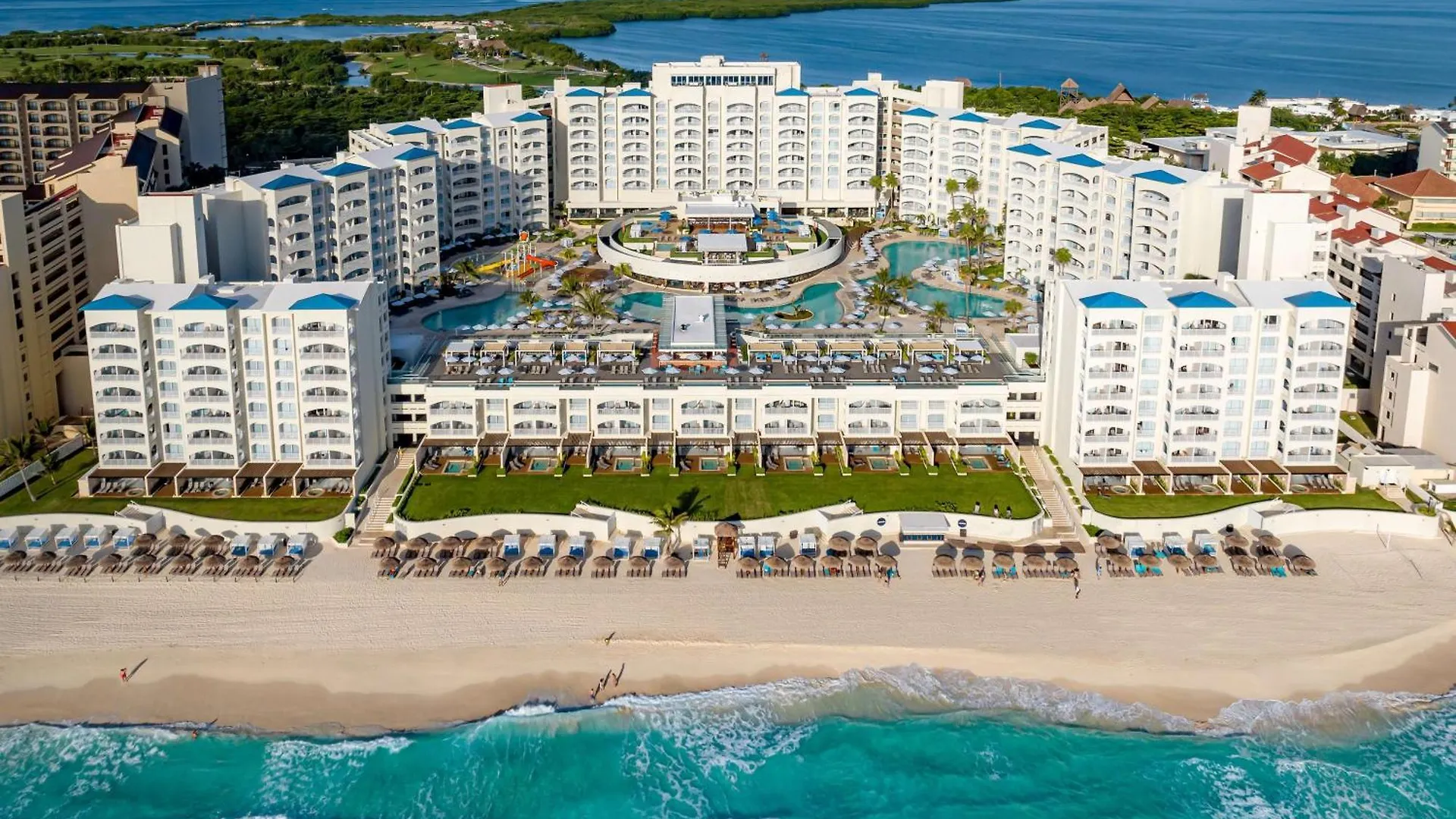 Hilton Cancun Mar Caribe All-Inclusive Resort