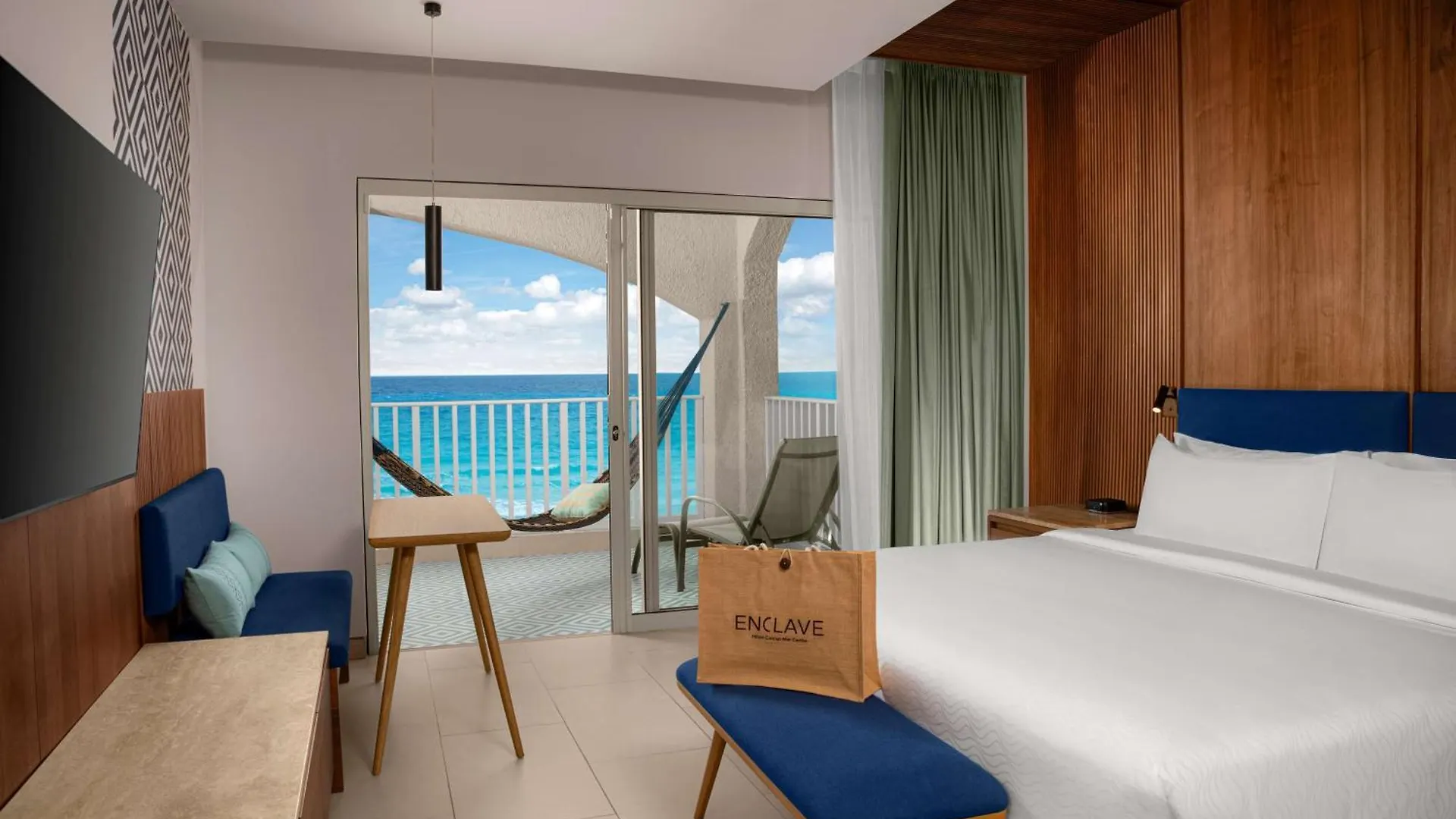 Hilton Cancun Mar Caribe All-Inclusive Resort