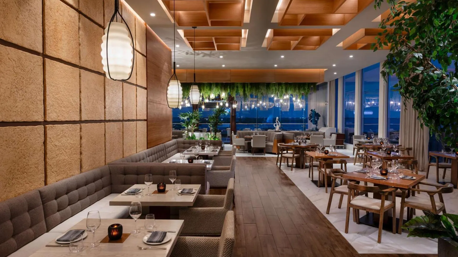 Hilton Cancun Mar Caribe All-Inclusive Resort