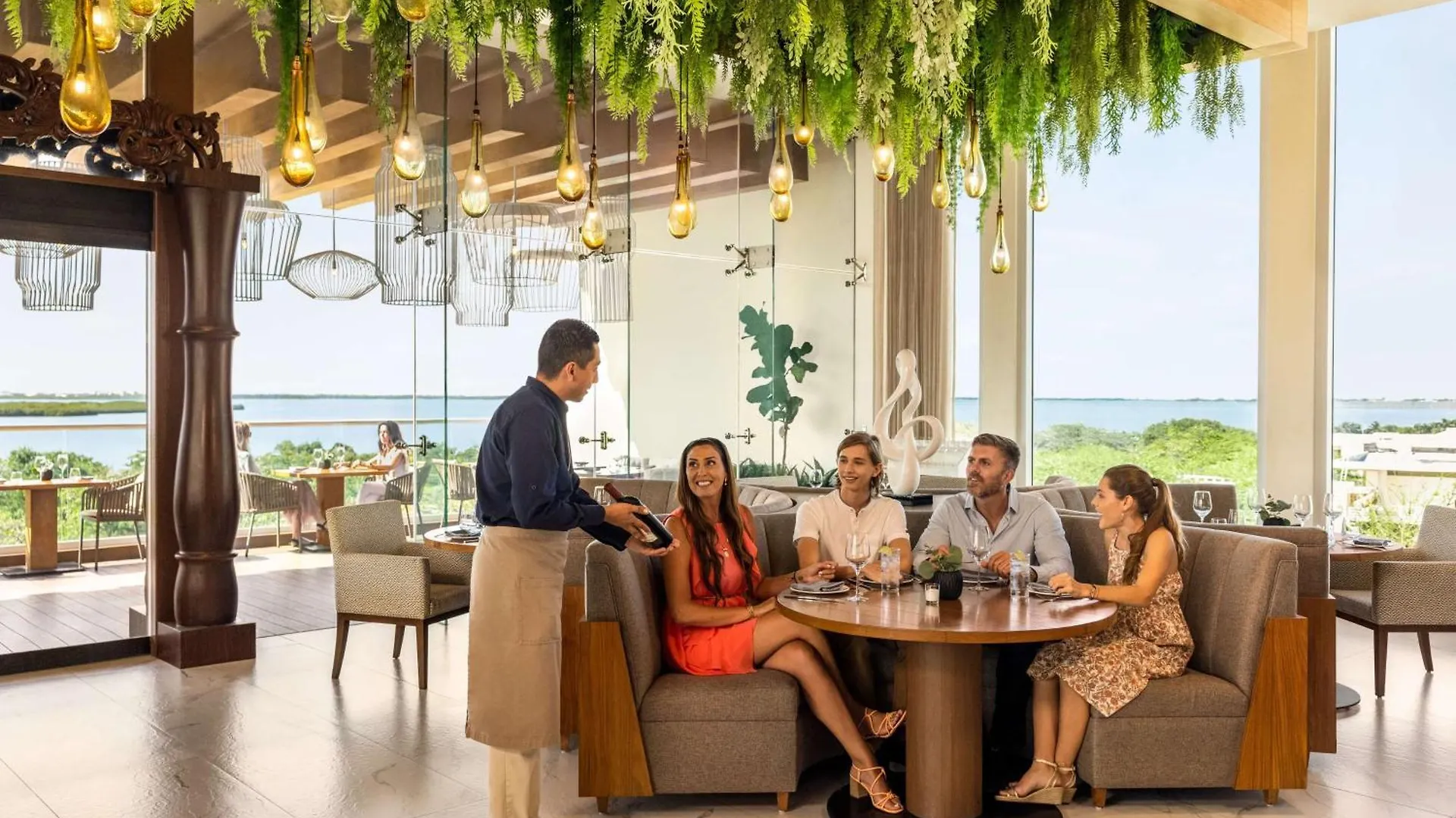 Hilton Cancun Mar Caribe All-Inclusive Resort