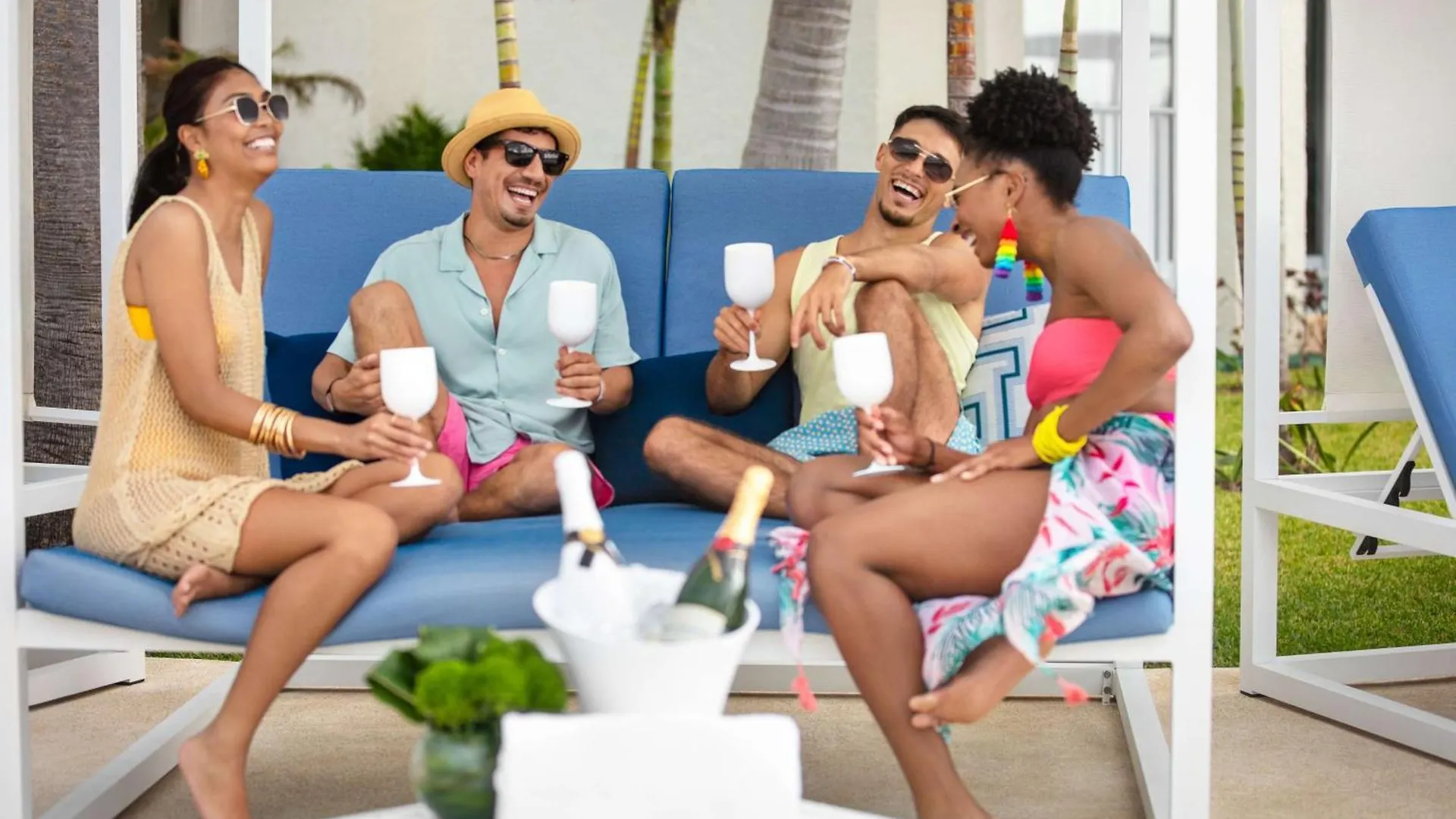 Hilton Cancun Mar Caribe All-Inclusive Resort 5*,